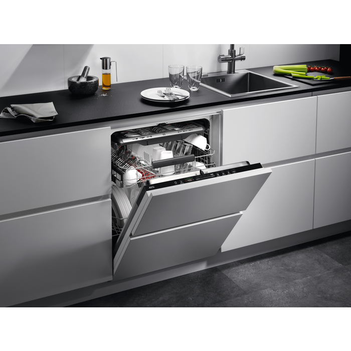 AEG - Dishwasher 60 cm - FSE74707P